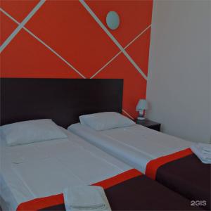 Viktoria - ZURO  - 56