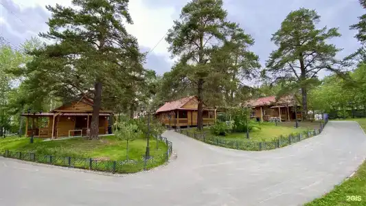 Kottedzhi u ozera - 134