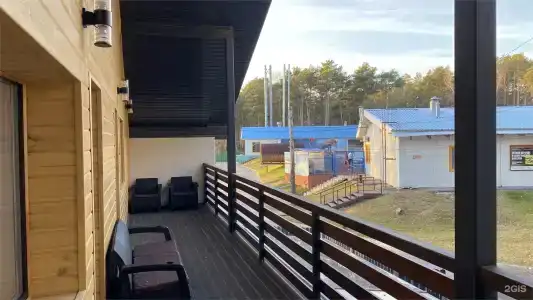 Kottedzhi u ozera - 100