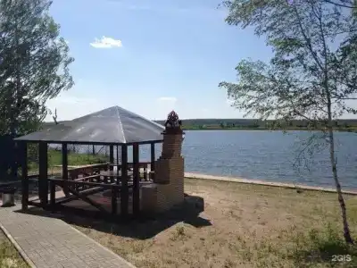 Kottedzhi u ozera - 219