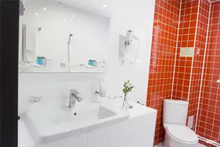 Kaufman Living Quarters - 142