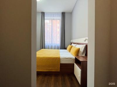 Demokrat na 9-oy Sovetskoy 5A - 71