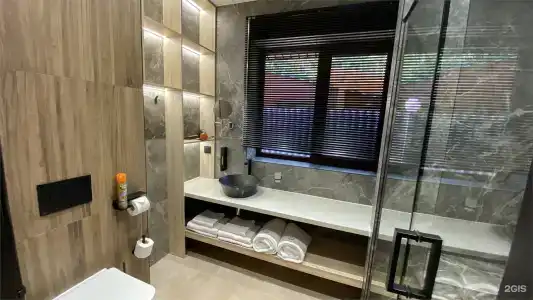 Kottedzhi u ozera - 198