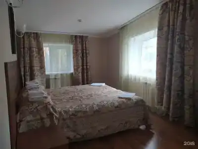 Kottedzhi u ozera - 213