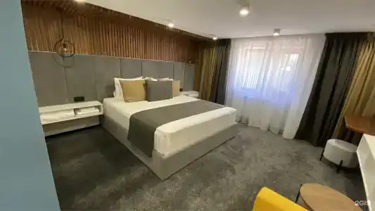 Kottedzhi u ozera - 111