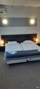 Viktoria - ZURO  - 51