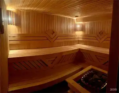 Kottedzhi u ozera - 180