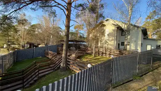 Kottedzhi u ozera - 95