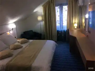 Kottedzhi u ozera - 164