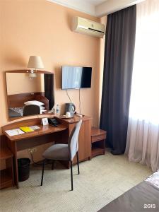 Cronwell Nika Centr - 145