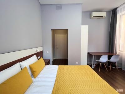 Demokrat na 9-oy Sovetskoy 5A - 63