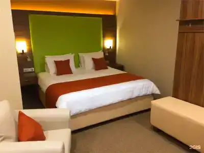 Kottedzhi u ozera - 132