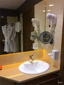 Kottedzhi u ozera - 129