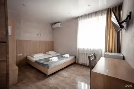 Rich - 3