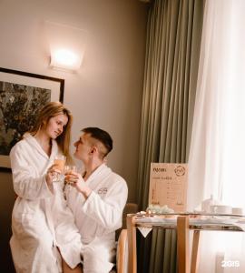 Eva - 32