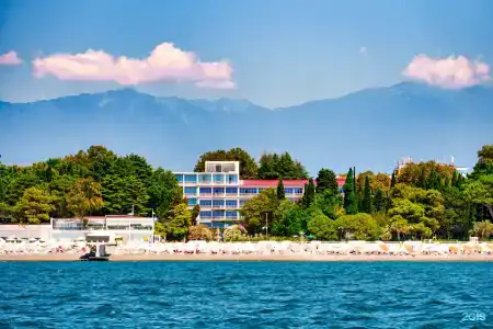 Uzhnoe Vzmorie Health Resort - 4