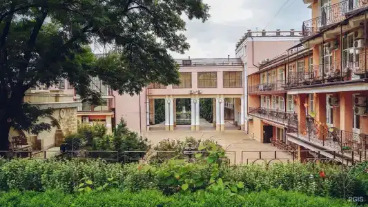 Sanatoriy Tsentrosoyuz Kislovodsk - 1