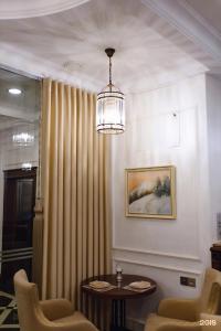 Grand Boutique - 84