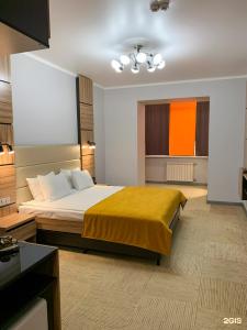 Cronwell Nika Centr - 73