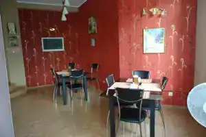 Na Belih Akatsiy Guest House, Adler