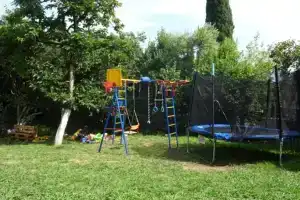 na oktyabrskoy 122 Guest house, Candripsh