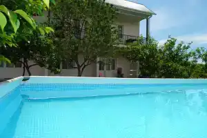 U Aidy Mini-hotel, Candripsh