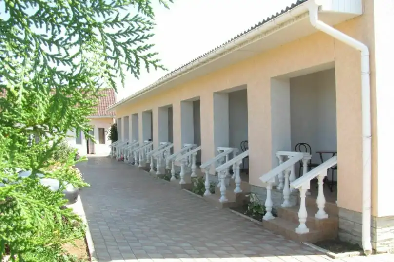 Dom na Primorskoy Cottage, Novofedorivka