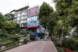 Sed'moe Nebo, Lazarevskoye