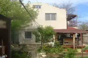 Guest house "UDAChA", Saky