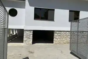 na Lakerbaya Cottage, Sukhumi