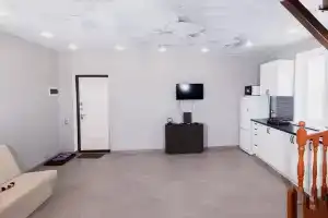 Derevyannyy dom s baney Cottage, Nerl'