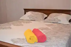 Dvuhkomnatnaya v tsentre g.Shahty Apartments, Shakhty