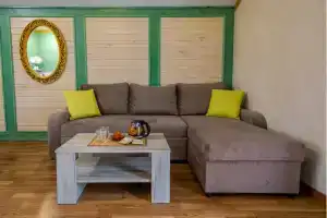 Hometel Oliva casa, Gagra