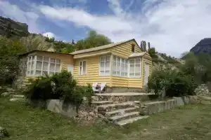 Peyzazhia Cottage
