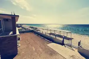 Zapadnyij Hotel, Mezhvodnoye