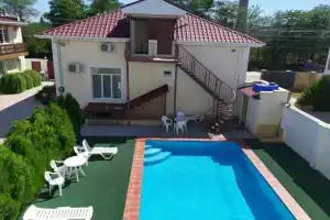 Yakor Mini-hotel, Yevpatoriya