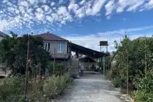 Guest house U Alviny, Gagra