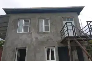 U Alberta Cottage, Sukhumi