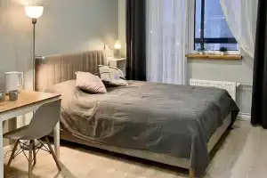 Apartamenty ryadom s dvortsami i parkami, Pushkin