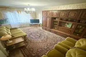 sdacha komnaty posutochno ve Cottage, Kaliningrad