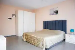 Krasnoy armii 28 Apartments, Krasnoyarsk