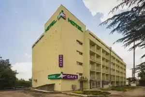 Sportivnaya hotel, Simferopol
