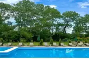 Kiparis Tourist base, Sukko