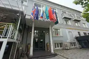 Mildom Premium Hotel, Almaty