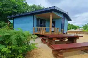 Lesnoe ozero Tourist base, Artem