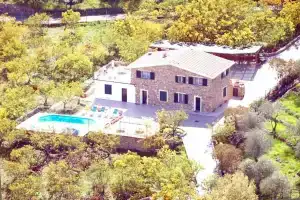 Apartment Agriturismo Le Mimose in Imperia, Imperia