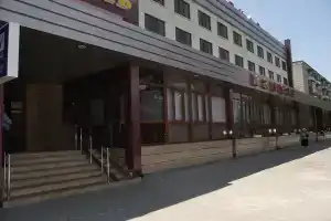 Hotel Kavkaz, Mineralnye Vody