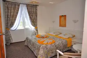 Vek Guest House, Olginka