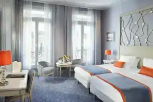 Hotel Chateau, Paris