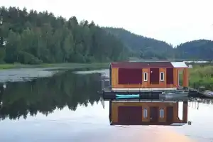 Dom na vode Tourist base, Kronoborg